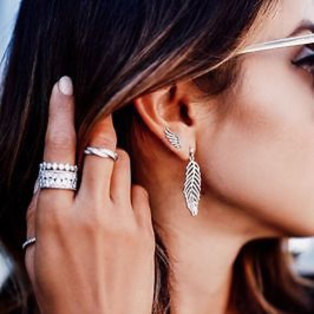 Pandora Light As A Feather Earrings